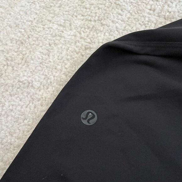 Lululemon Black Pull On Crop Pants With Pockets - Picture 9 of 9